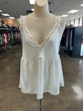 Top Sleeveless By Umgee In White, Size:M