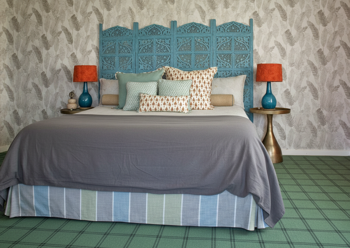 Bali Fronds Wallpaper - Grey Room Shot