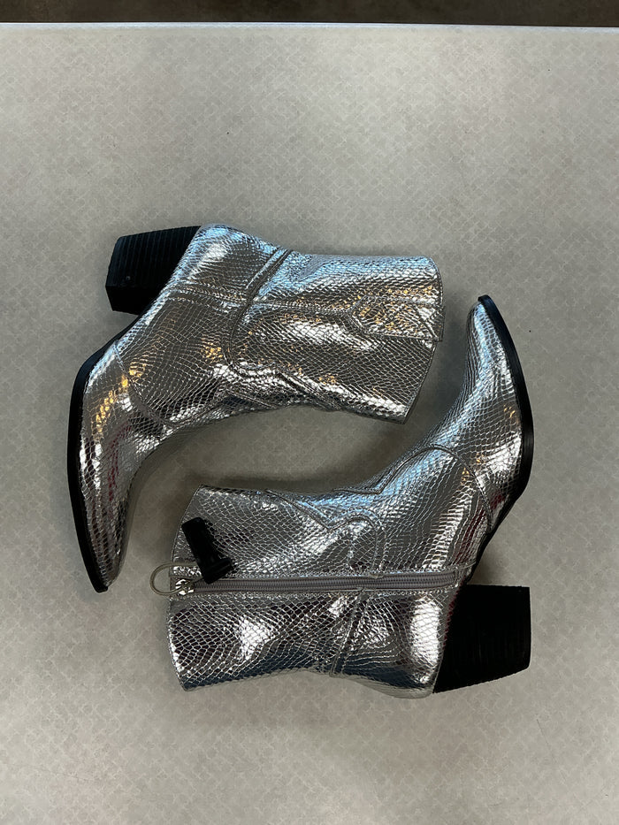 Boots Ankle Heels By Coconuts In Silver, Size:9