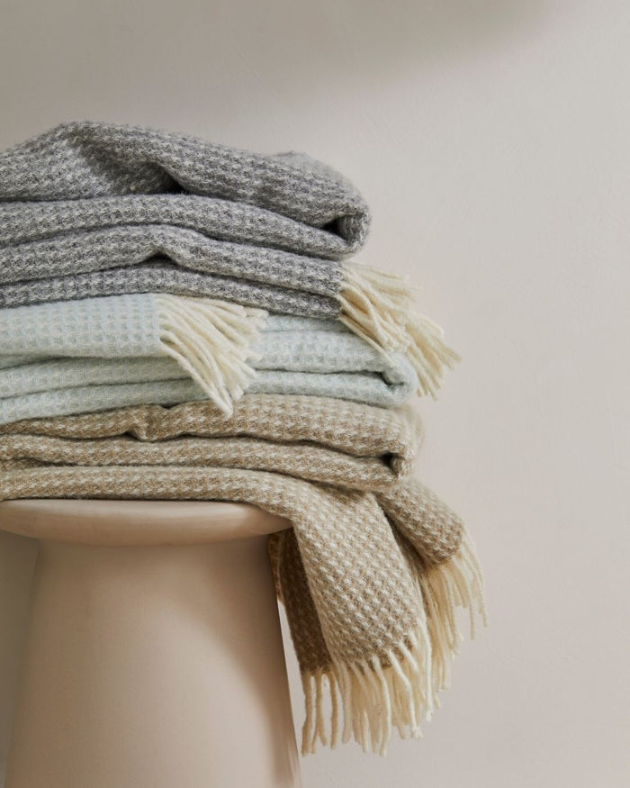 Breckon Throw - 2 Colours