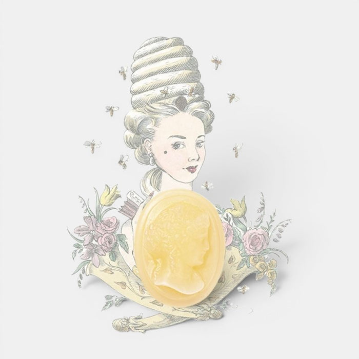 Cire Cameo