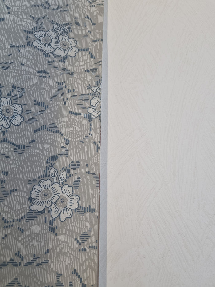 Gysinge Flower Motifs Wallpaper - Blue