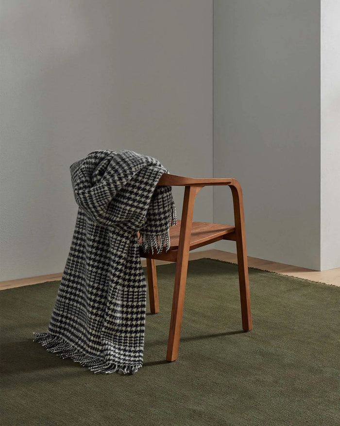 Helmsdale Throw - Midnight