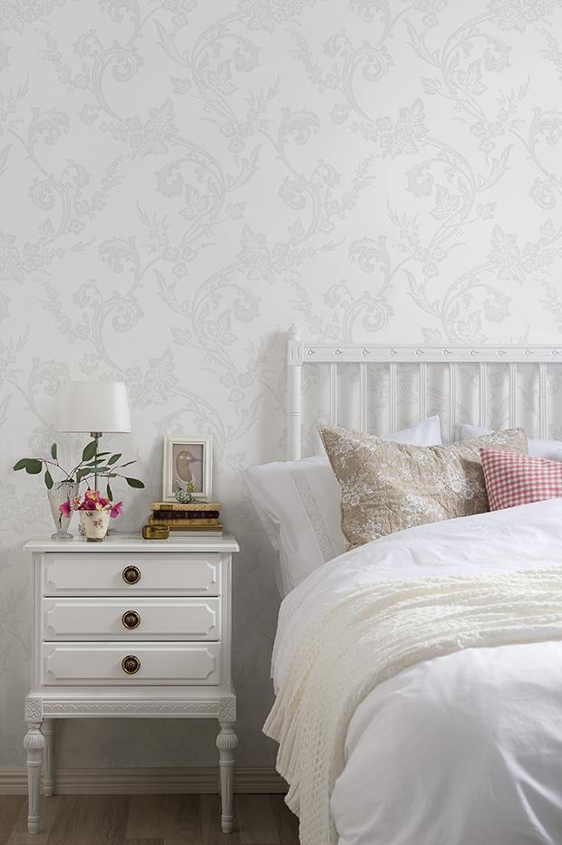 Johannelund Wallpaper  - Silver - Discontinuing