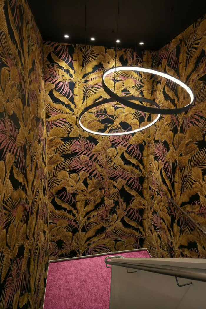 Large Palm Trees - Pink Carpet Black Ceiling Stairwell