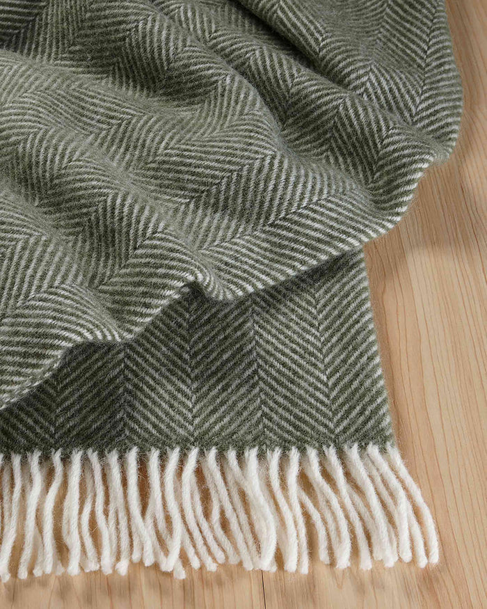 Magnus Throw 6 Colours