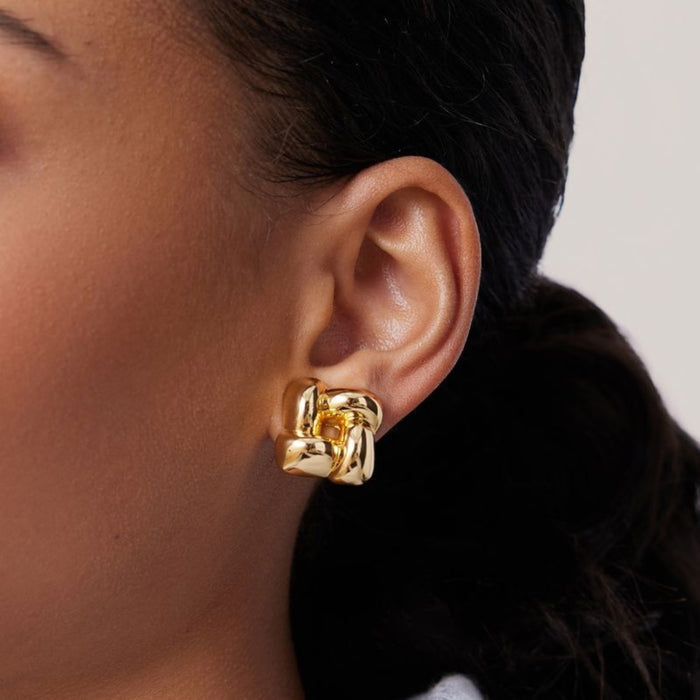 Medium Woven Square Earrings