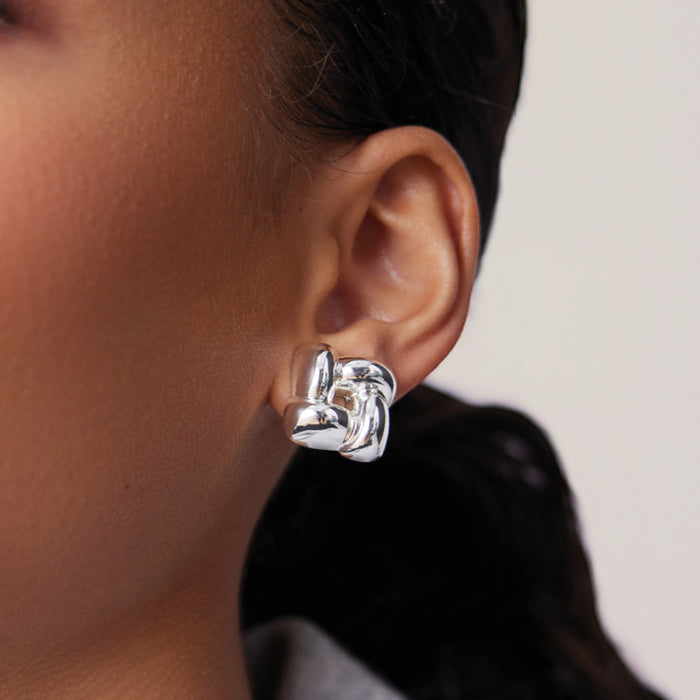 Medium Woven Square Earrings