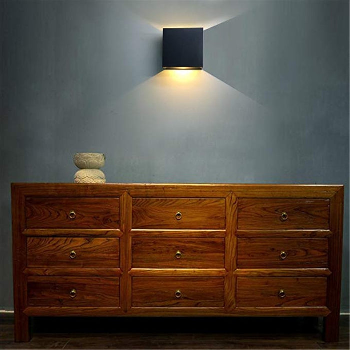 black Metal Cube Led Wall Light