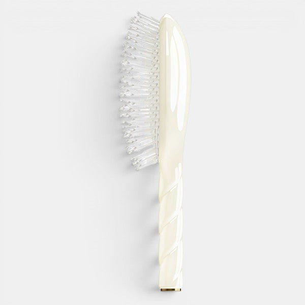 N.04 Large Miracle Detangling Scalp Brush by La bonne Brosse, side view