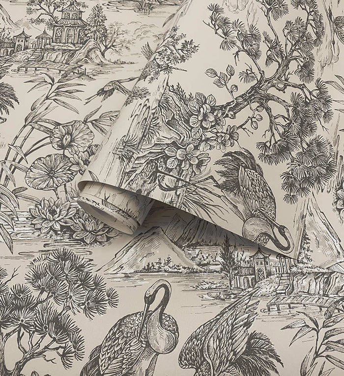 Roll of Natoru Japanese Metallic Cranes cream/charcoal wallpaper