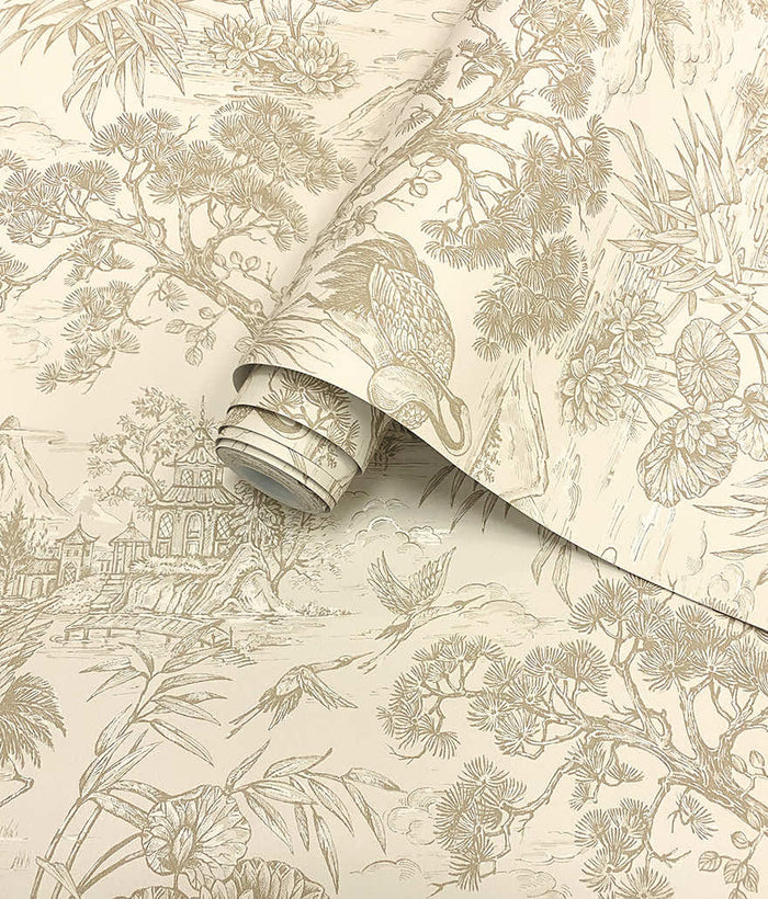 Roll of Natoru Japanese Metallic Cranes cream/gold wallpaper