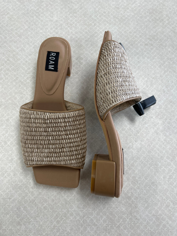 Sandals Heels Block By Clothes Mentor In Taupe, Size:6