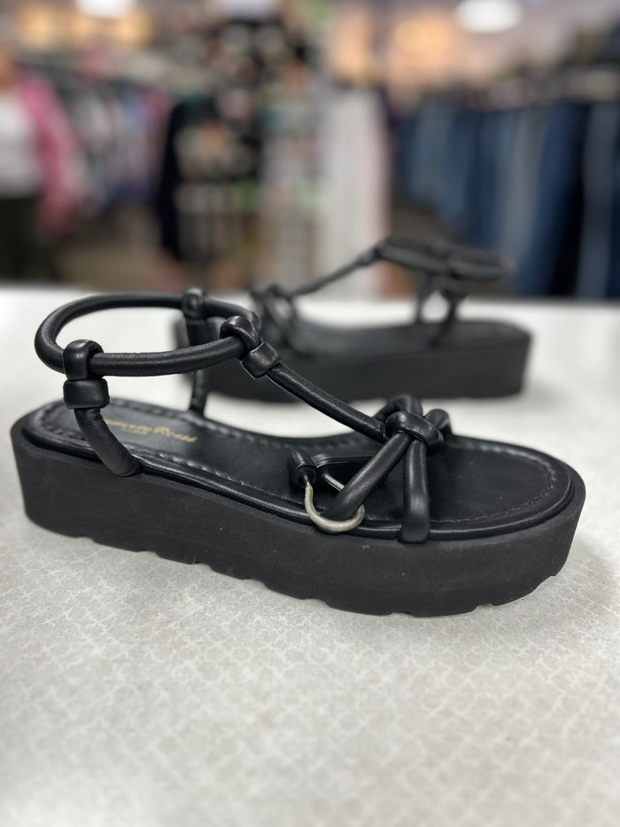 Sandals Heels Platform By Cma In Black, Size:9