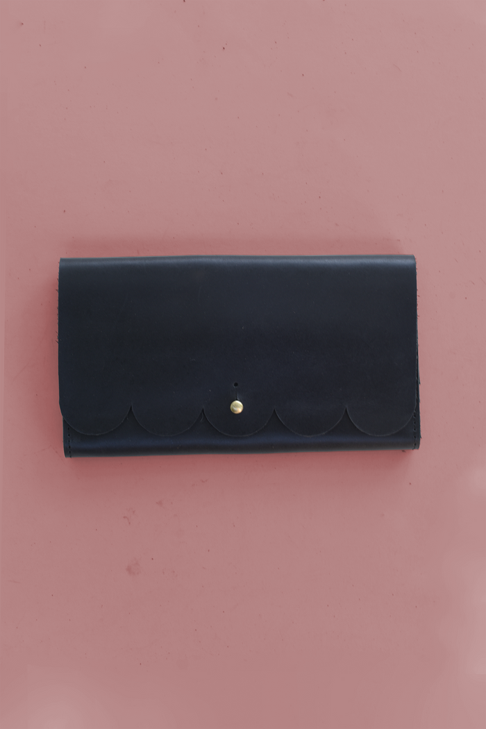611fc05e3c4ce80992caae23_scallop-fo-wallet-black-front_1785430230646.png