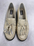 Shoes Flats By ALOHAS In Cream, Size:7
