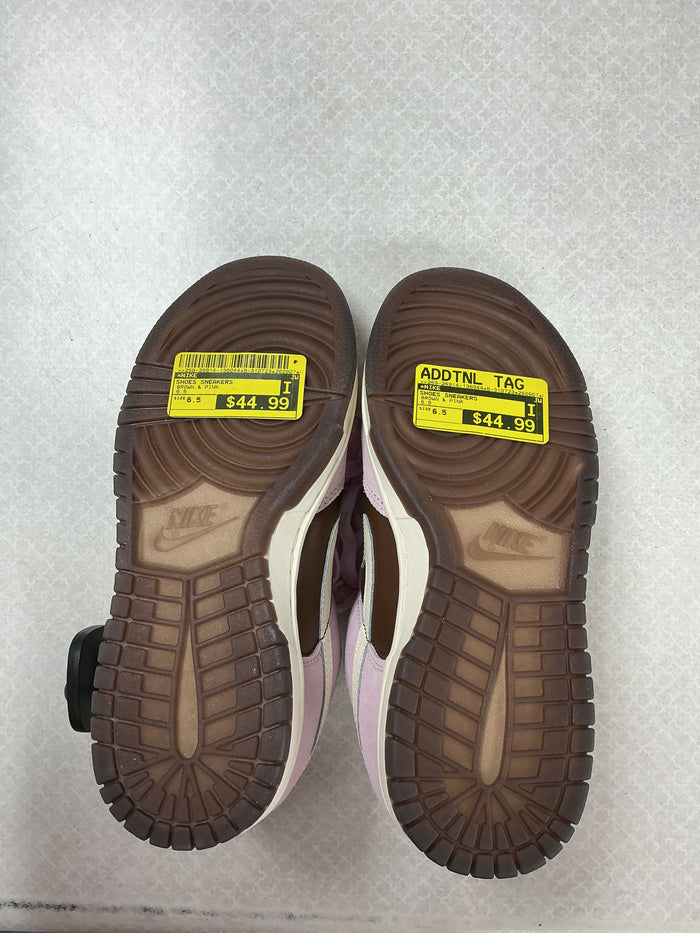 Shoes Sneakers By Nike In Brown & Pink, Size:6.5