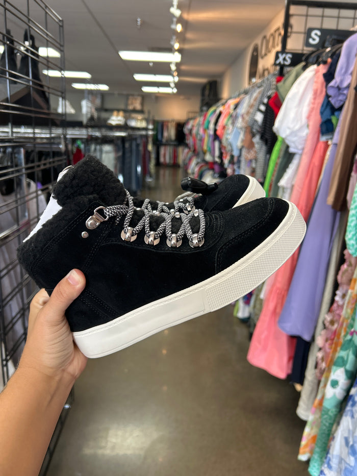 Shoes Sneakers By Marc Fisher In Black, Size:6.5