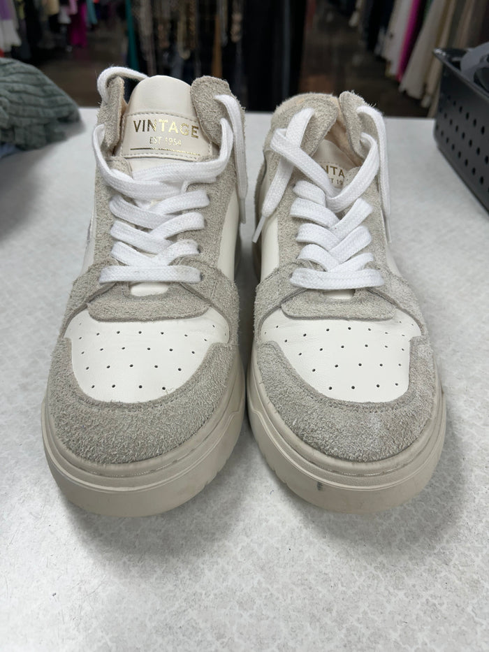 Shoes Sneakers By Vintage Havana In Tan & White, Size:9