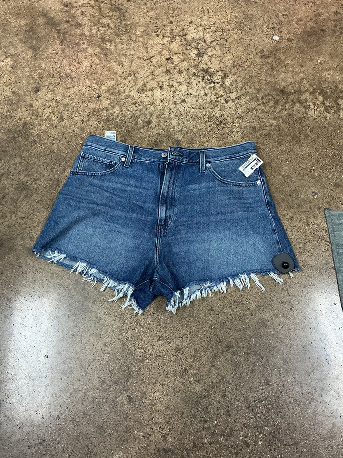 Shorts By Levis In Blue Denim, Size:16