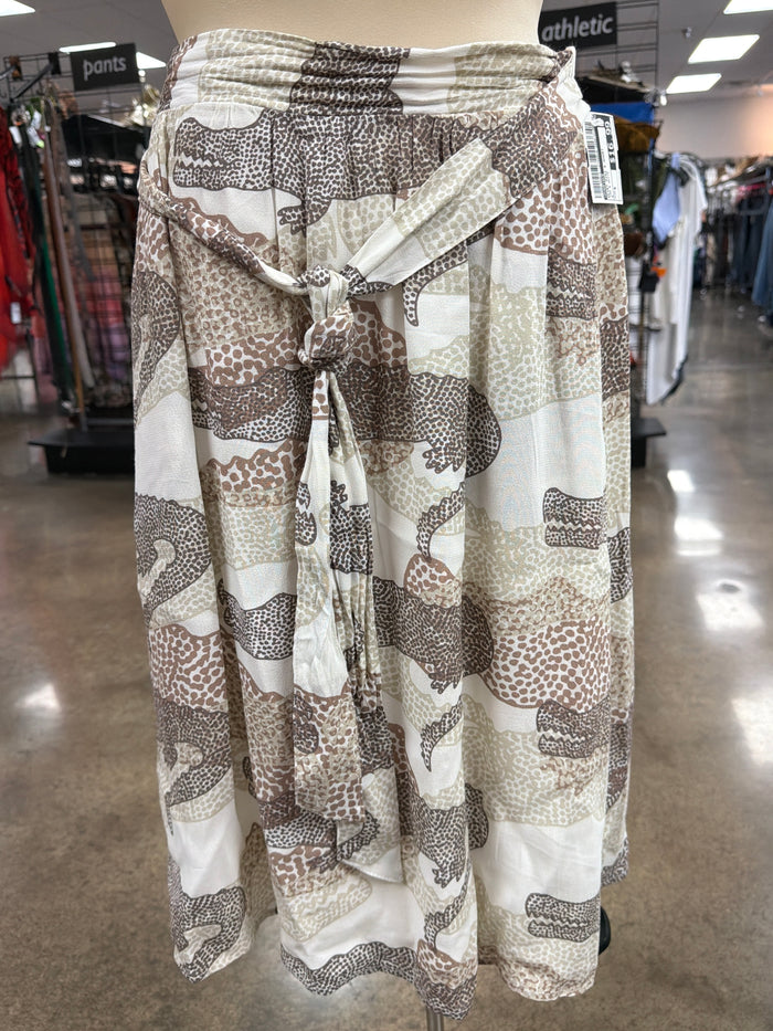 Skirt Mini & Short By Porridge In Tan & White, Size:S