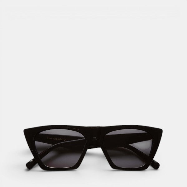 The Classic 01 Sunglasses Black