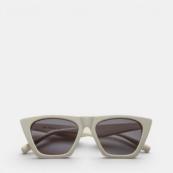 The Classic 01 Sunglasses White