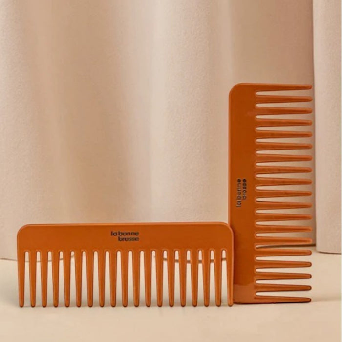 The Detangling Comb