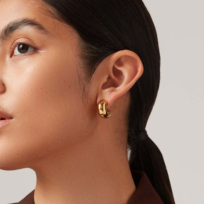 Tome Hoops Medium Earrings- Gold