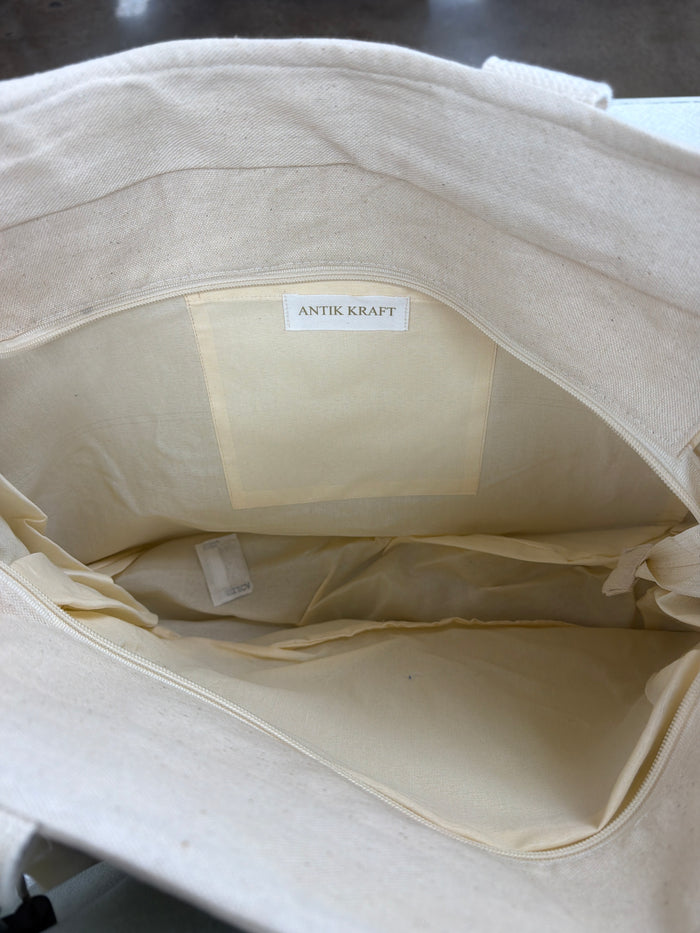 Tote By Antik Kraft In Blue & Tan, Size:Large